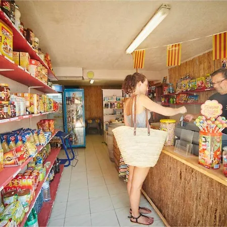 Des Alberes Laroque-des-Alberes